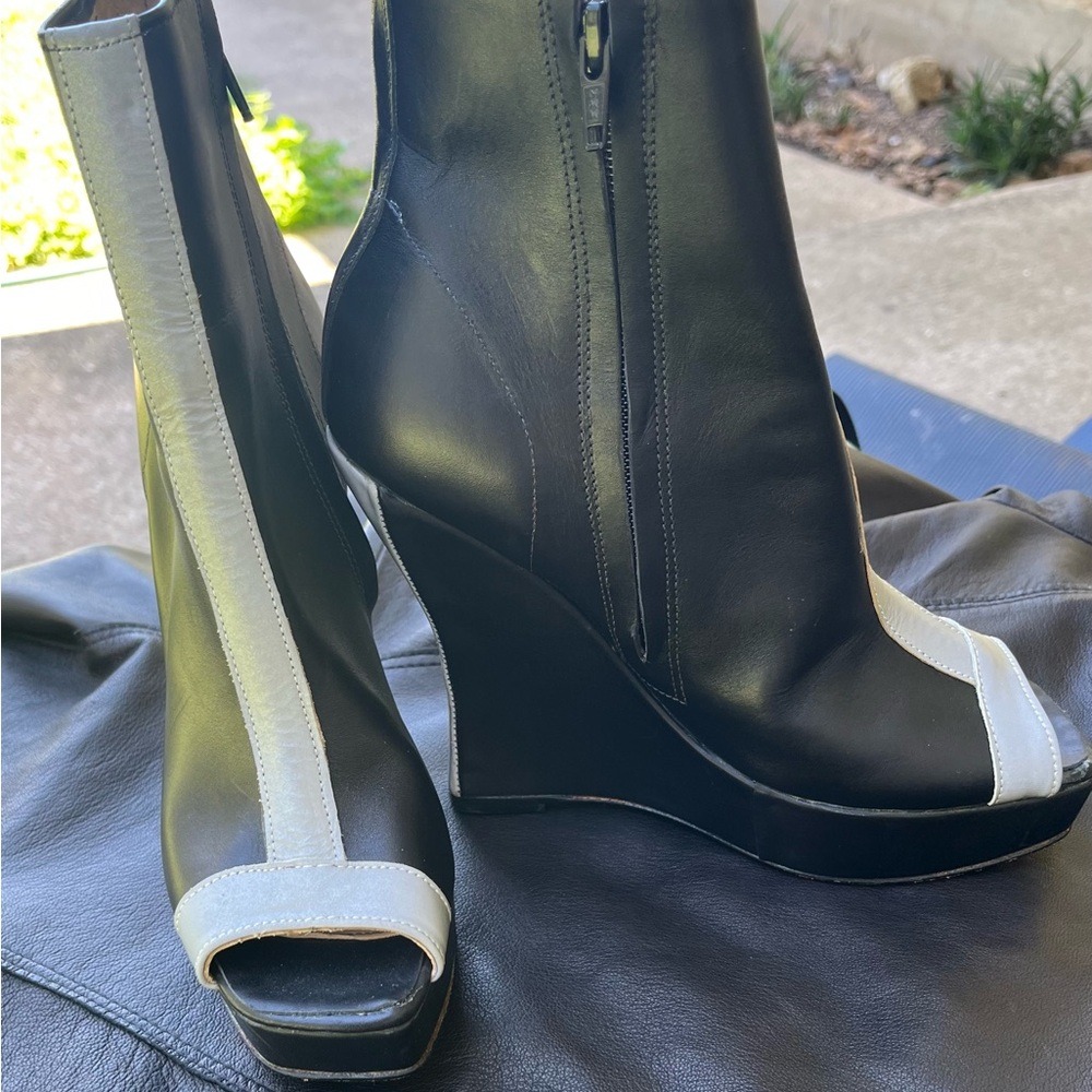 Terry De Havilland Rare Women's Ankle Platform Boots